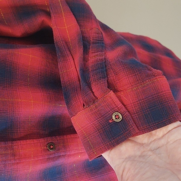 Tommy Hilfiger Women's Long Sleeve Button Up Plaid Shirt - Picture 6 of 14